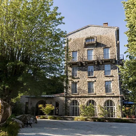 Domaine Le Mouflon D'or 호텔 5*